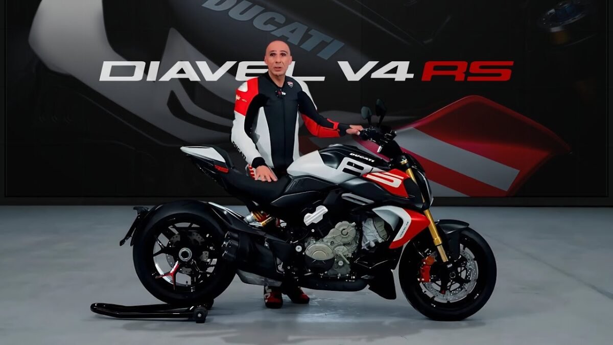 Ducati Diavel V4 RS 2026