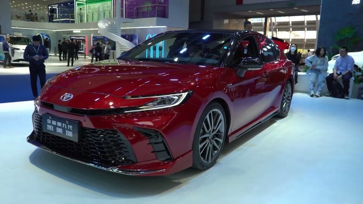Toyota Camry 2025