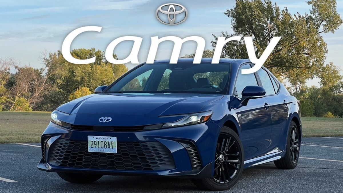 Toyota Camry 2025